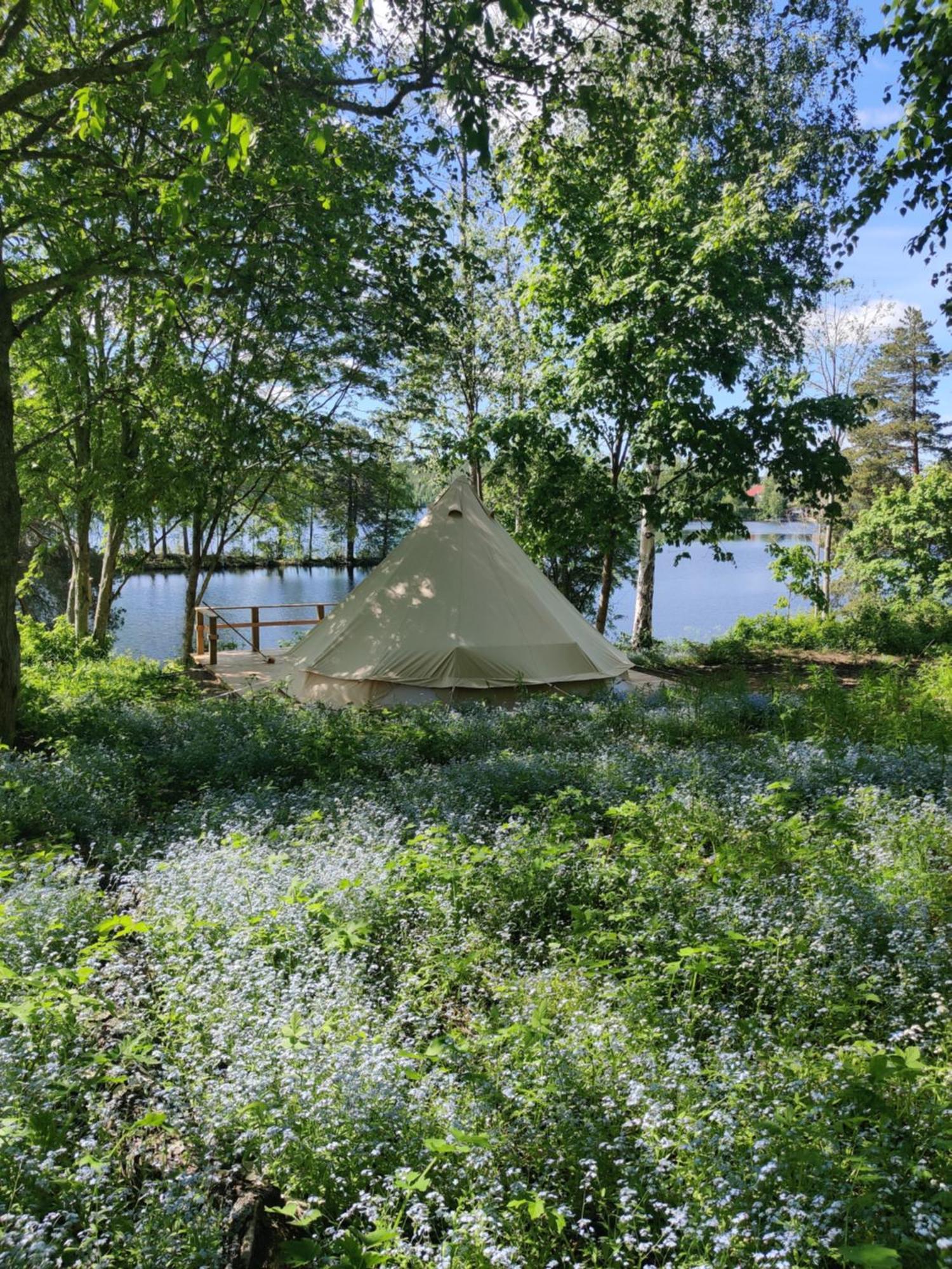 Saarijaerven Ruustinna Oy サーリヤルヴィ エクステリア 写真
